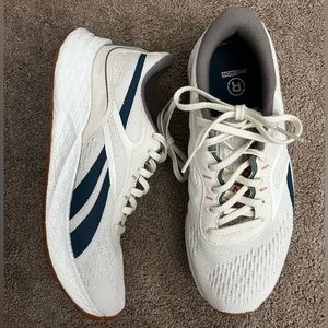 Women’s Reebok Floatride Grow Running Shoes in Cream/Blue Size 8.5